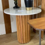 mesa lateral em madeira