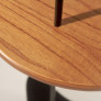 mesa lateral em madeira maciça